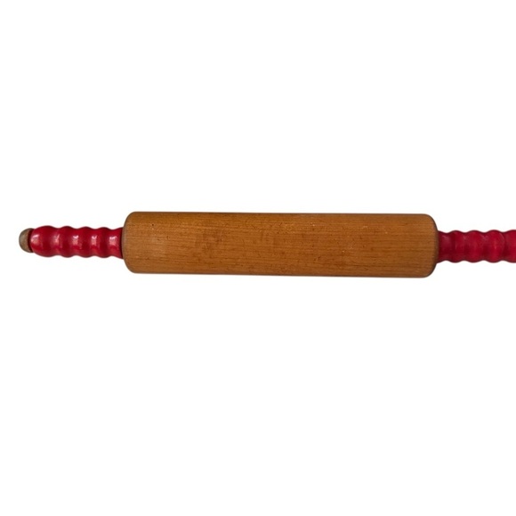 Rolling Pin Red Wooden Spindle Handle Farmhouse
kitchen Vintage 1940’s 17 inch - Picture 1 of 5
